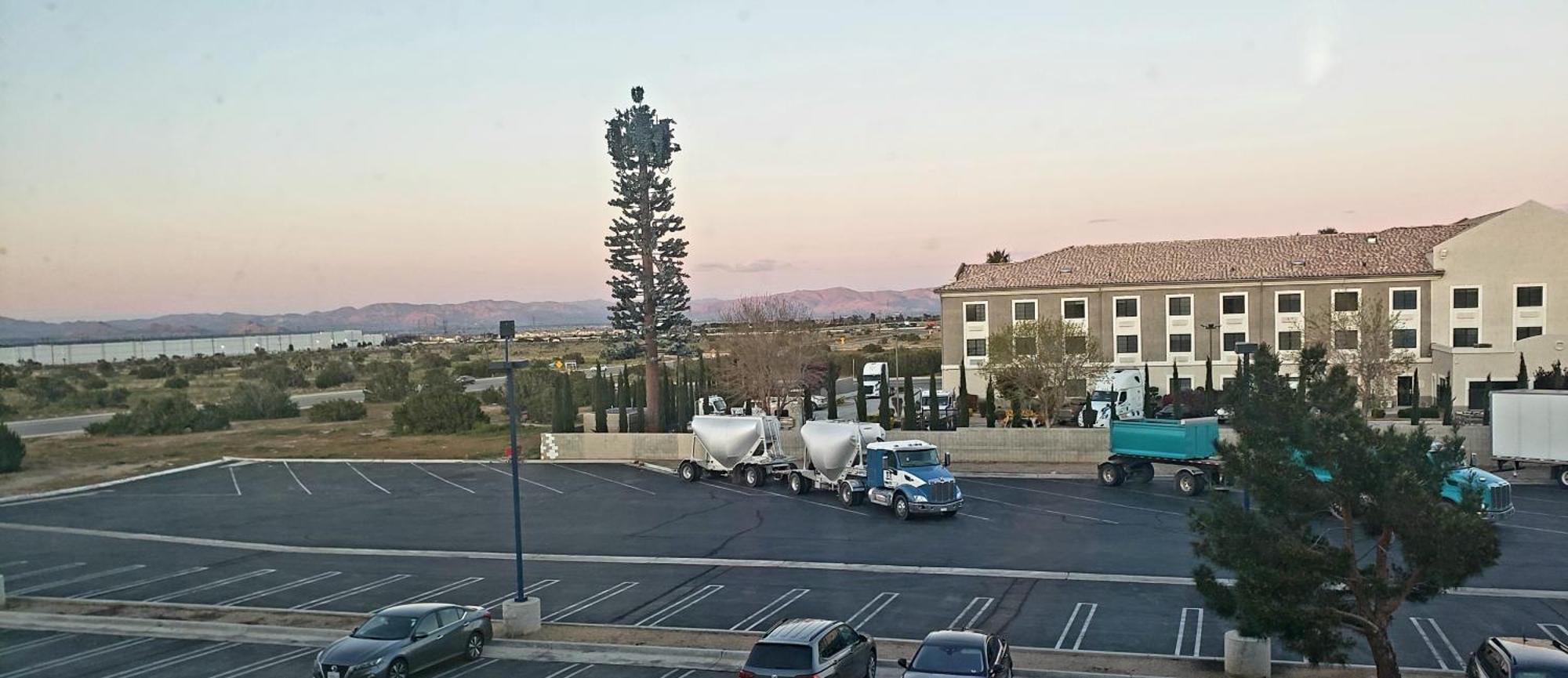 Motel 6-Hesperia, Ca - West Main Street I-15 Εξωτερικό φωτογραφία