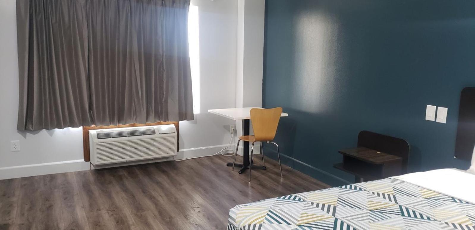 Motel 6-Hesperia, Ca - West Main Street I-15 Εξωτερικό φωτογραφία