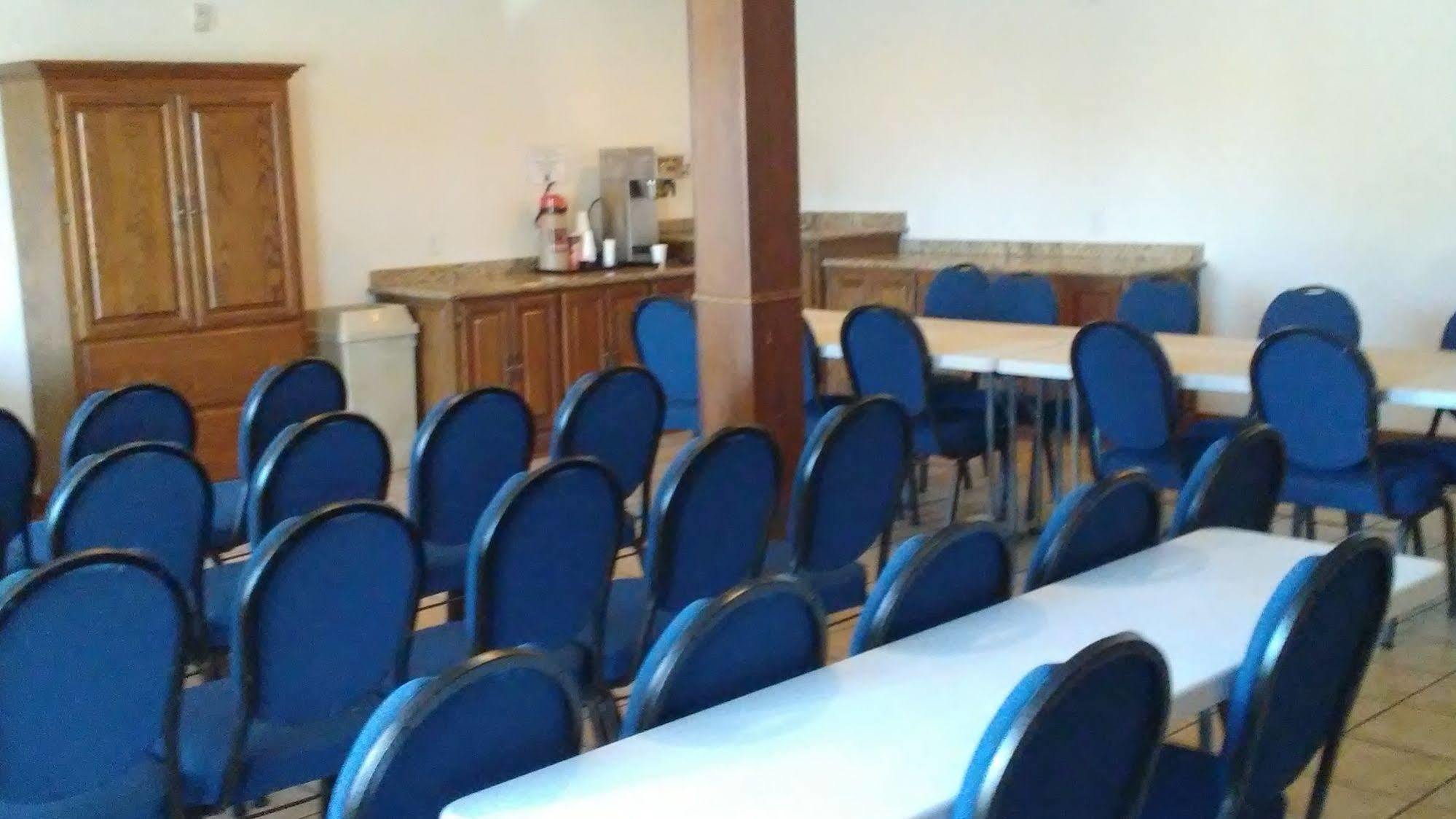 Motel 6-Hesperia, Ca - West Main Street I-15 Εξωτερικό φωτογραφία